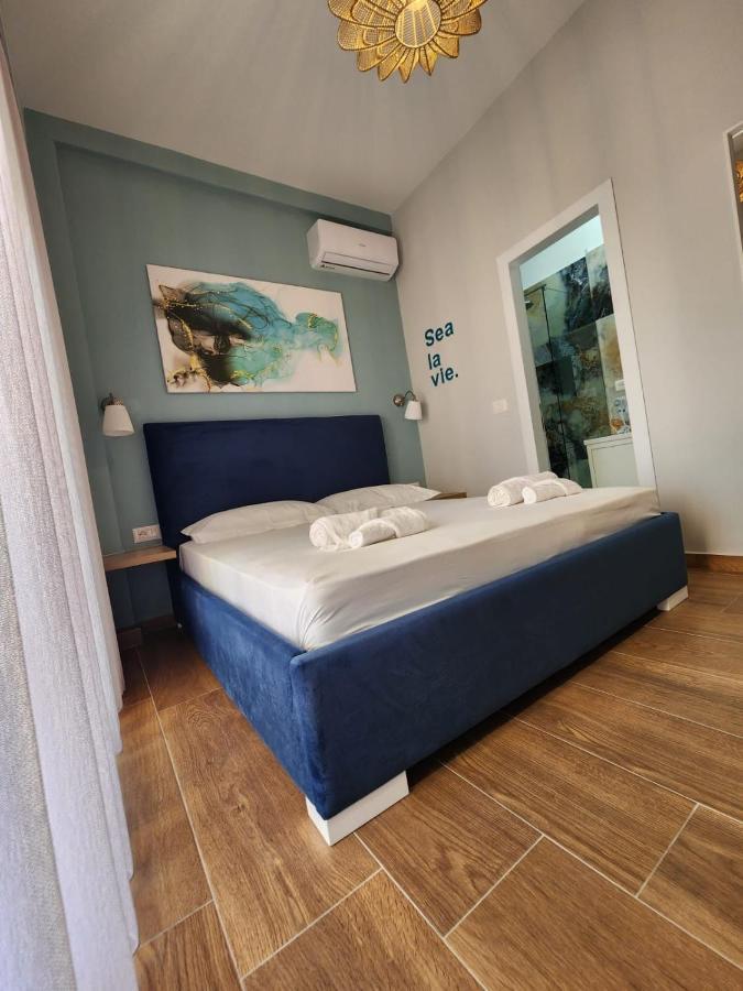 Memories Apartments Sarandë Buitenkant foto