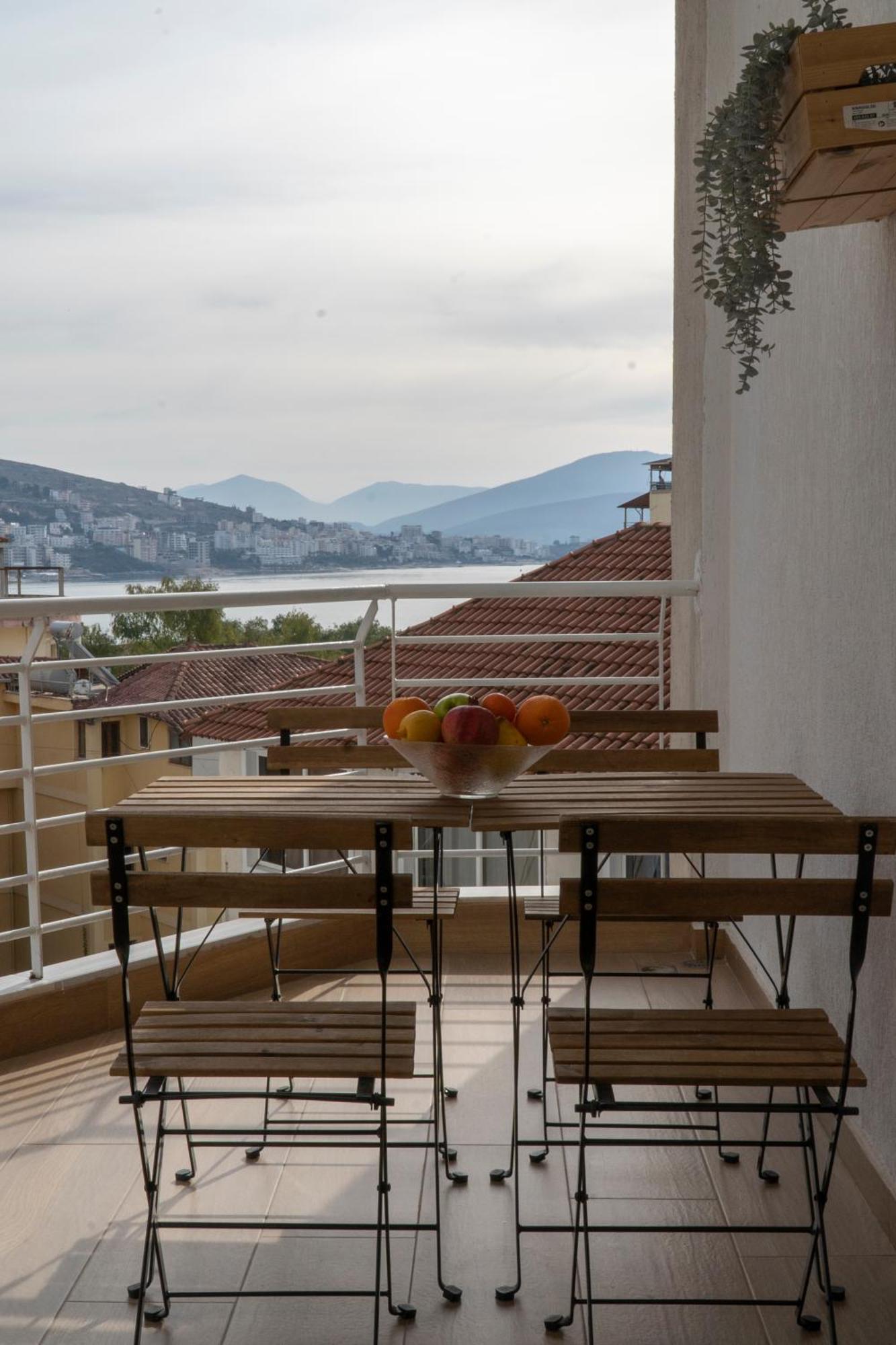 Memories Apartments Sarandë Buitenkant foto
